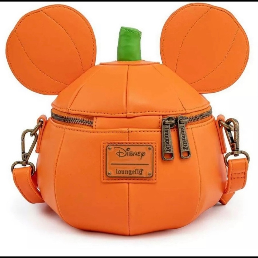 Mickey jack-o-lantern pumpkin glow in the dark crossbody 🎃 - Picture 2 of 6
